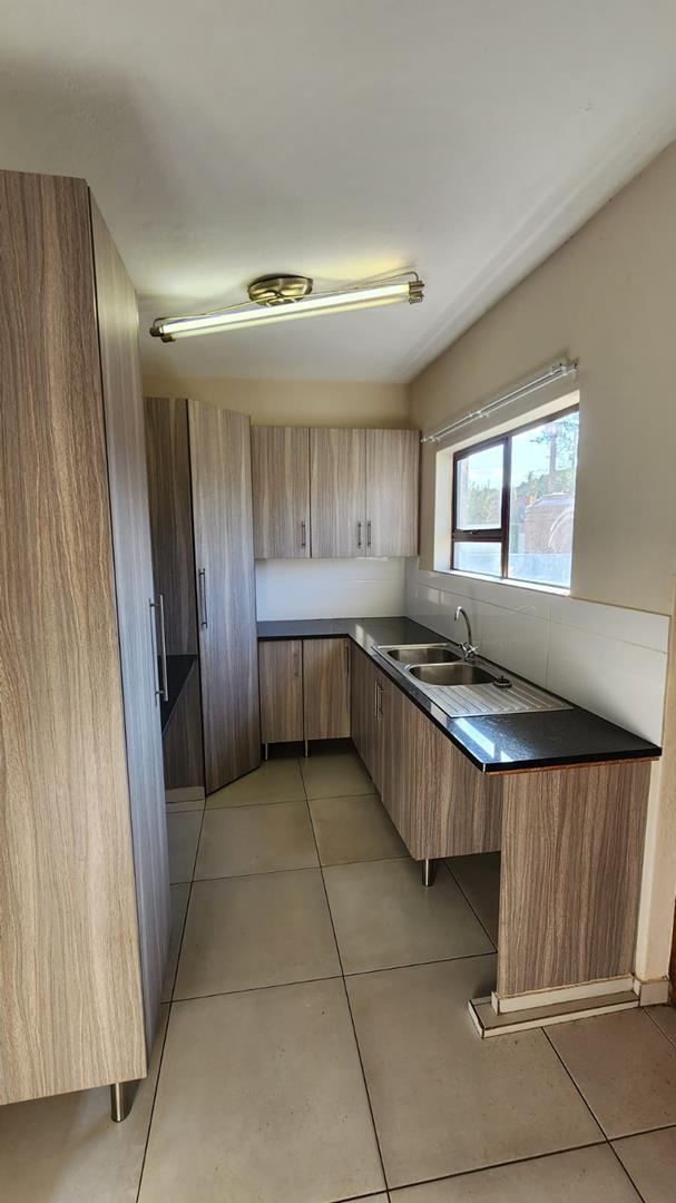 To Let 3 Bedroom Property for Rent in Cashan North West
